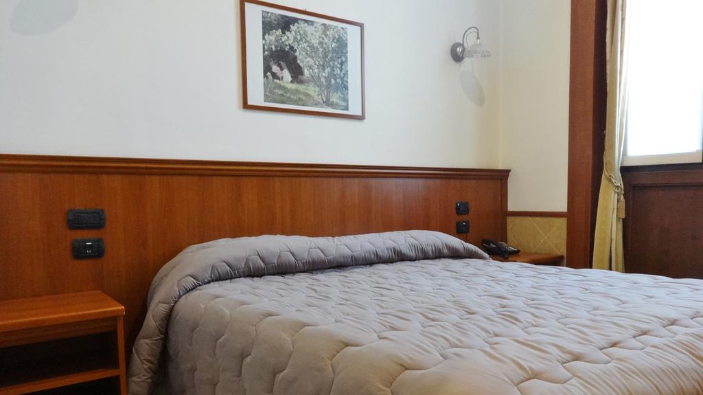Hotel Astrid Milano Dış mekan fotoğraf