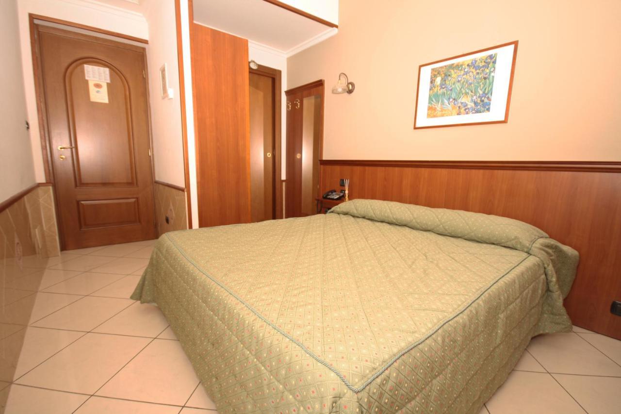 Hotel Astrid Milano Dış mekan fotoğraf